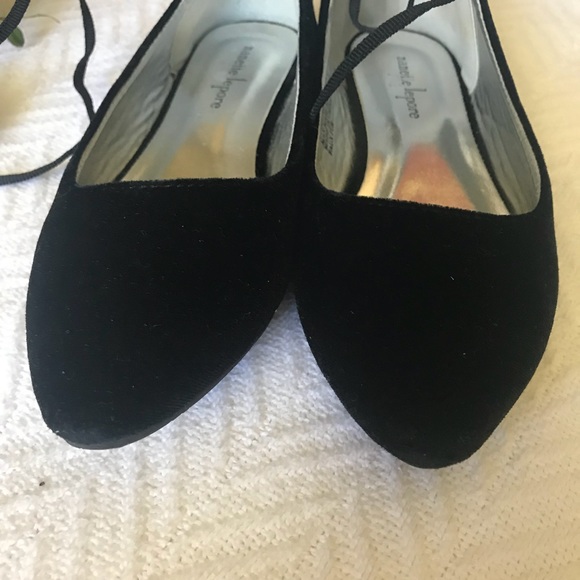 Nanette Lepore black velvet Pom-Pom ankle strap - Picture 6 of 8